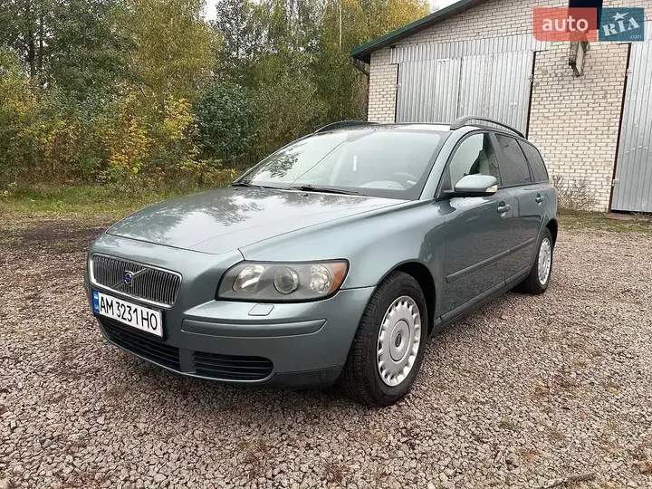 Volvo V50 2005 photo 2