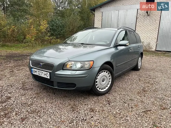 Volvo V50