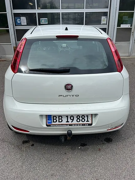 Fiat Punto 2015 photo 3