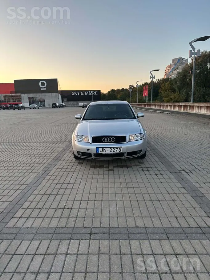Audi A4 2001 photo 5