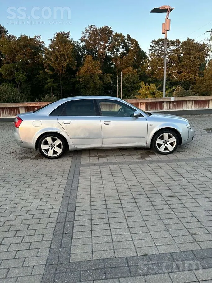 Audi A4 2001 photo 3