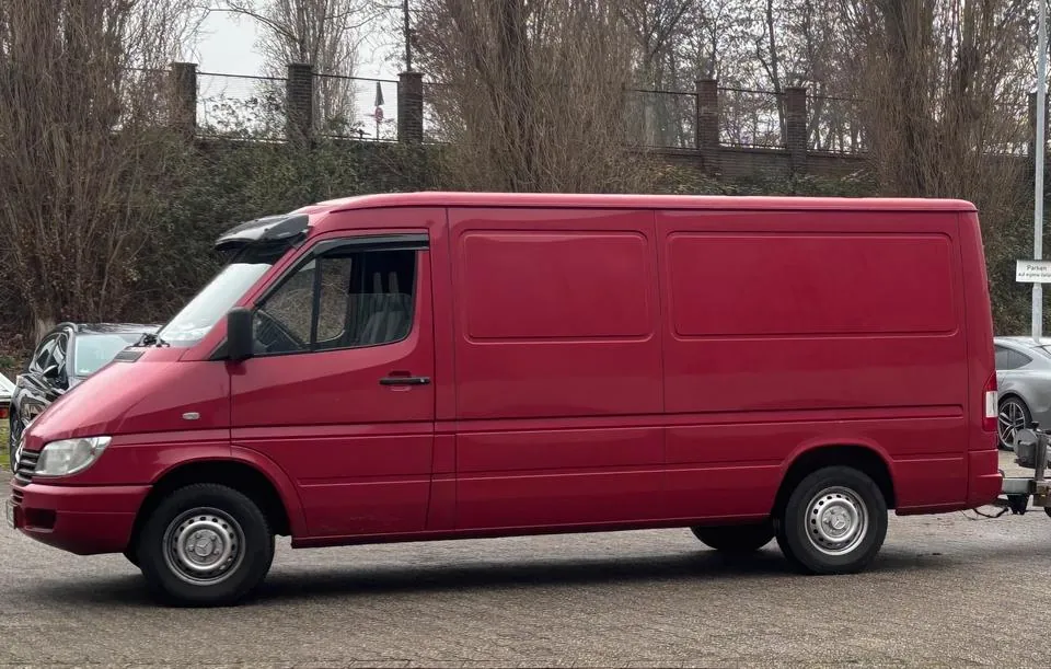Mercedes-Benz Sprinter
