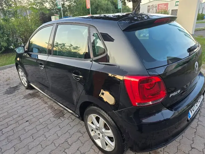 Volkswagen Polo 2011 photo 3
