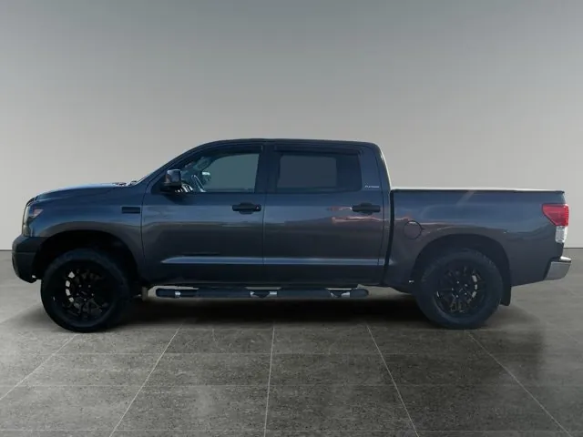 Toyota Tundra 2011 photo 2