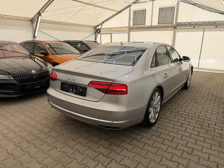 Audi A8 2016 photo 5