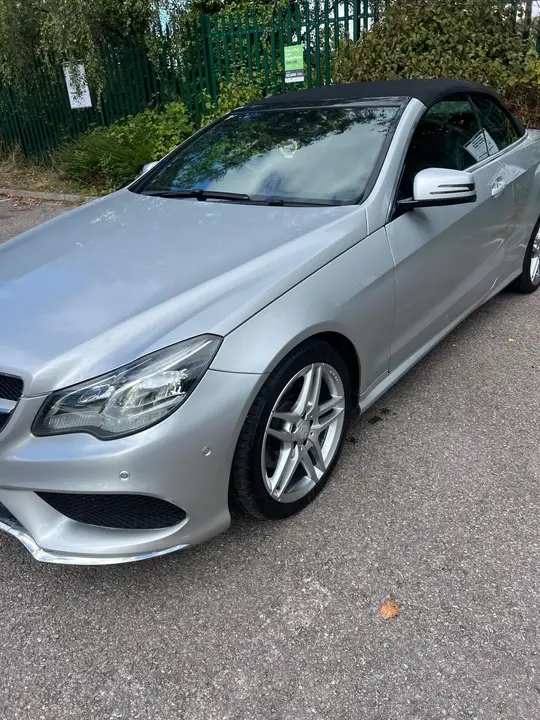Mercedes-Benz E-Class 2013 photo 2