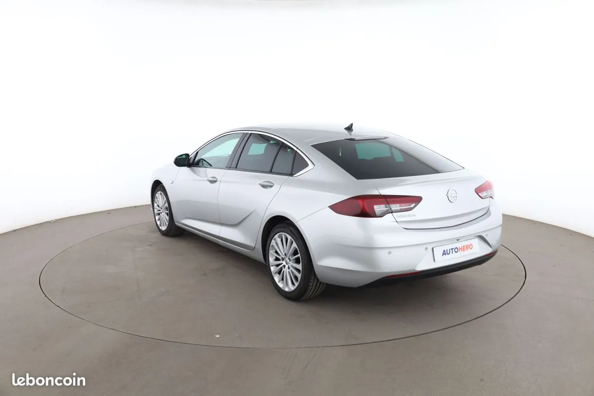 Opel Insignia 2019 photo 2