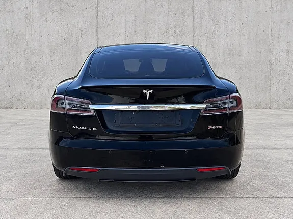 Tesla Model S 2015 photo 4