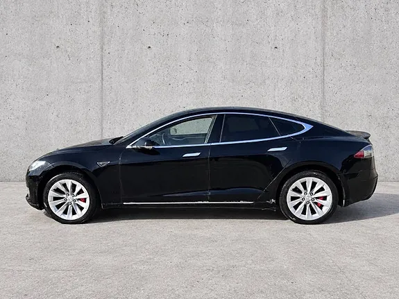 Tesla Model S 2015 photo 2
