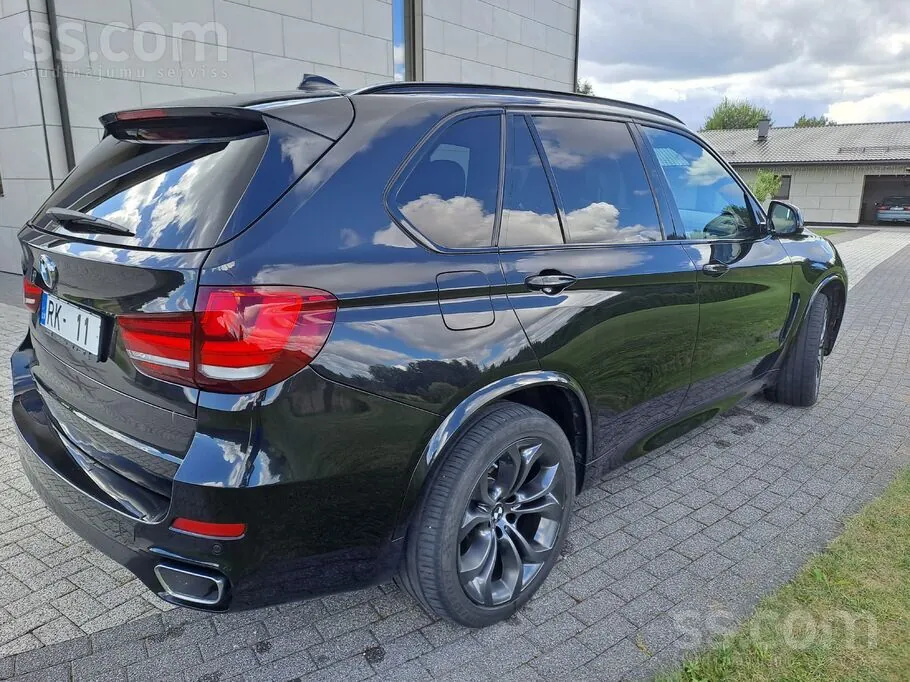 BMW X5 2015 photo 3
