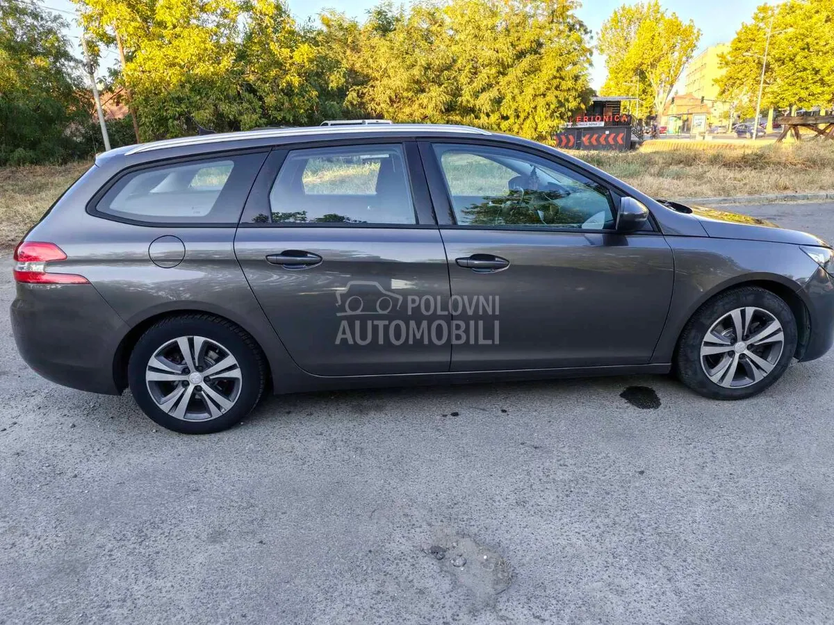 Peugeot 308 2014 photo 3