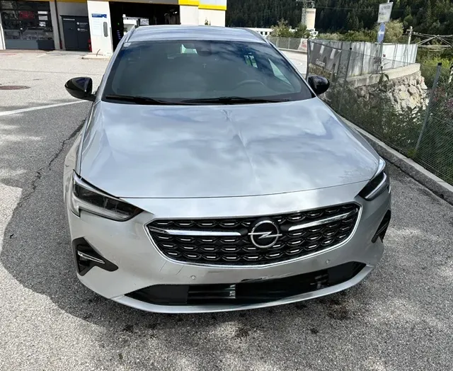 Opel Insignia 2022 photo 2