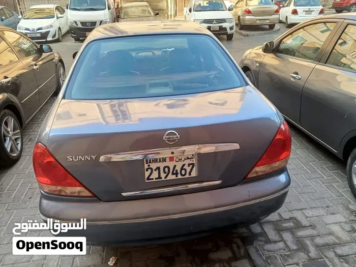Nissan Sunny 2004 photo 2