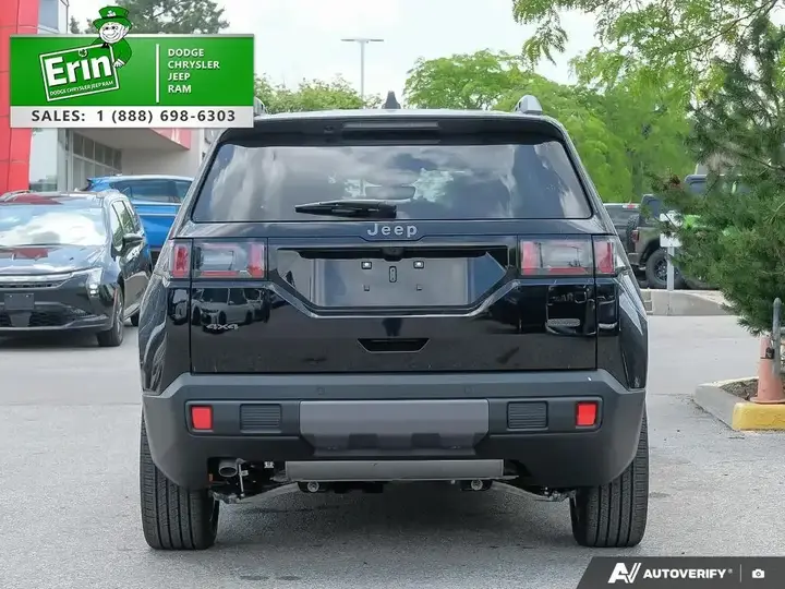 Jeep Cherokee 2026 photo 5