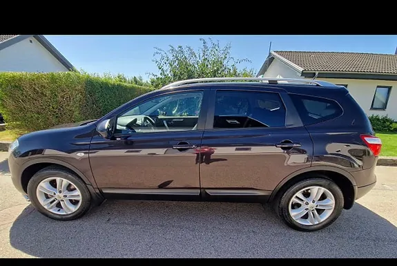 Nissan Qashqai+2 2012 photo 4