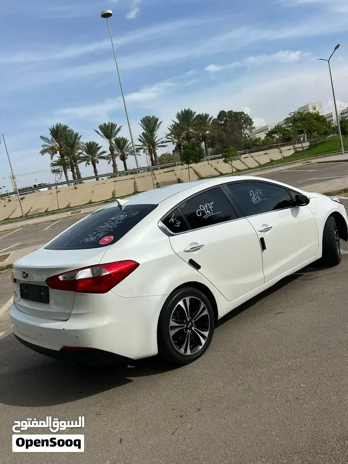 Kia K3 2014 photo 4