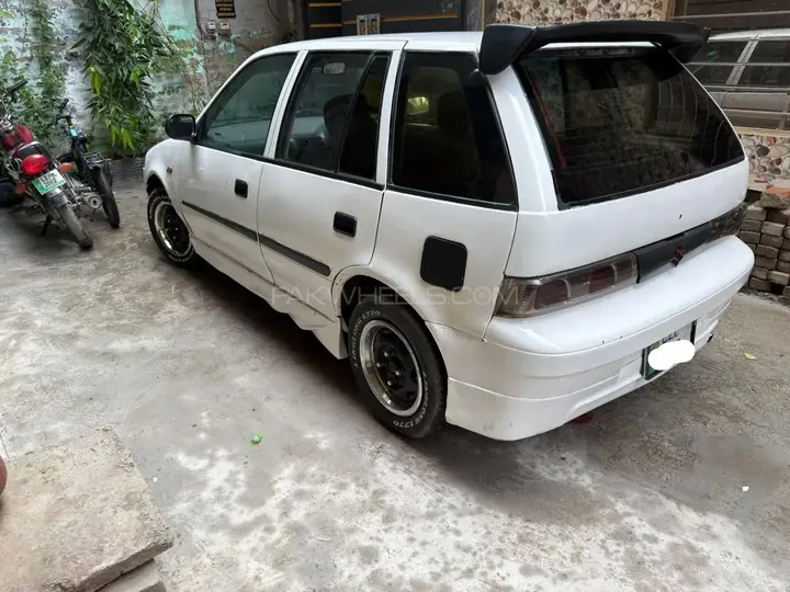 Suzuki Cultus