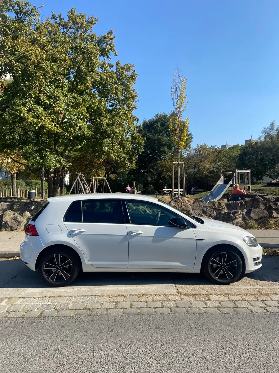 Volkswagen Golf 2014 photo 2