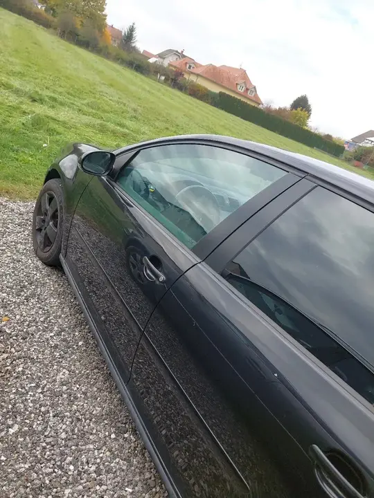 Volkswagen Golf 2003 photo 2