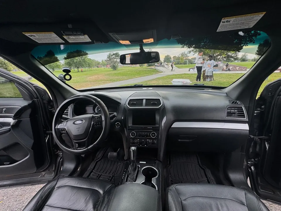 Ford Explorer 2017 photo 5