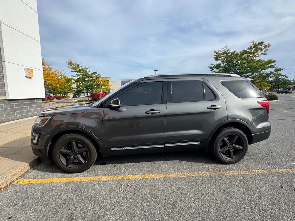 Ford Explorer 2017 photo 2