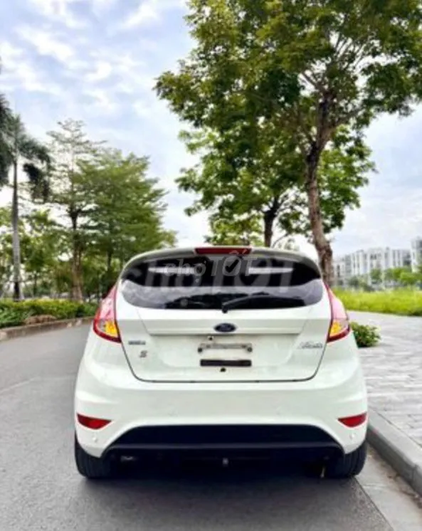 Ford Fiesta 2018 photo 2