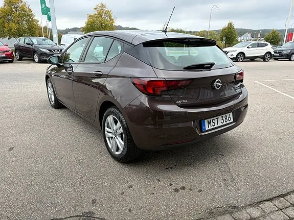 Opel Astra 2017 photo 4