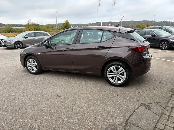 Opel Astra 2017 photo 3