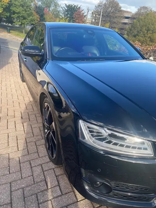 Audi A8 2016 photo 5