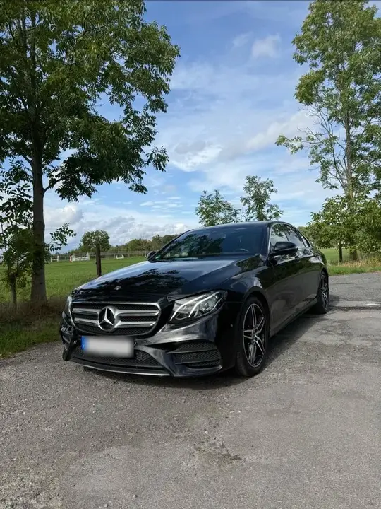 Mercedes-Benz E 220 D Amg Line