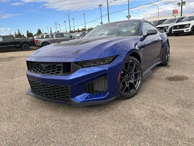 Ford Mustang 2026 photo 2