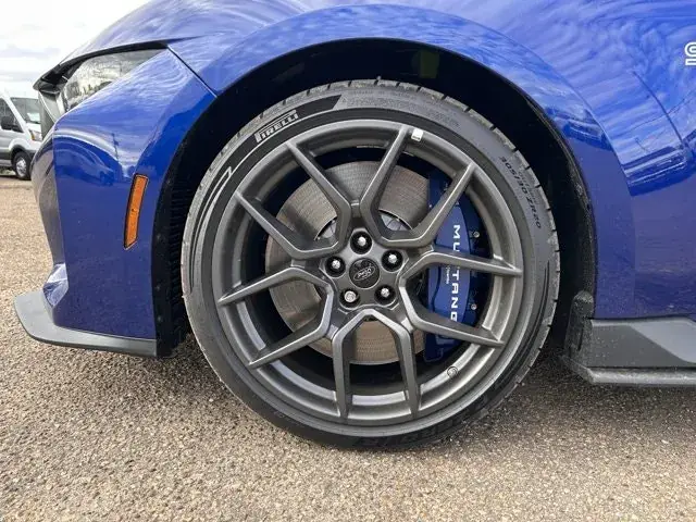Ford Mustang 2026 photo 3