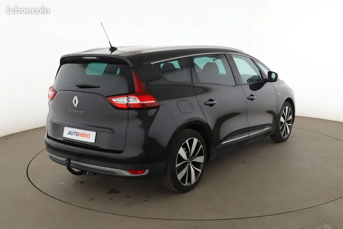 Renault Grand Scenic 2018 photo 3