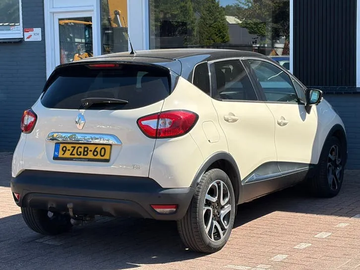 Renault Captur 2015 photo 3