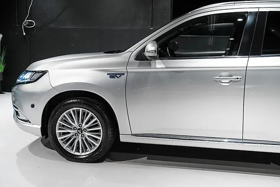Mitsubishi Outlander 2020 photo 4