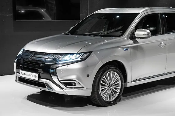 Mitsubishi Outlander 2020 photo 2