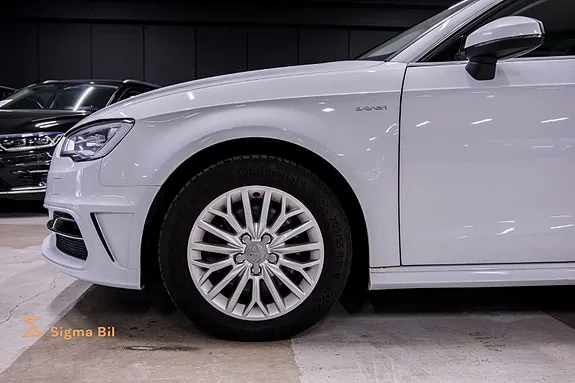 Audi A3 2015 photo 5