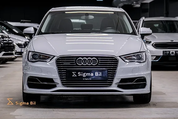 Audi A3 2015 photo 3