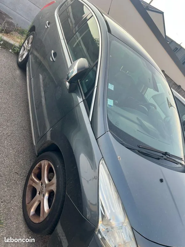 Peugeot 3008 2010 photo 3