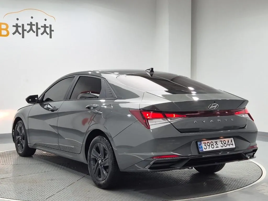 Hyundai Avante 2023 photo 2