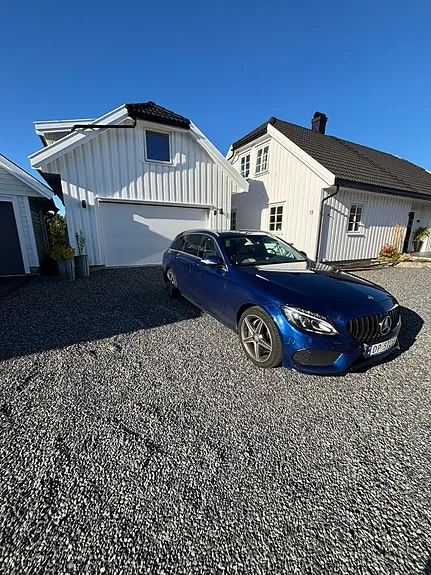 Mercedes-Benz C200 2014 photo 2