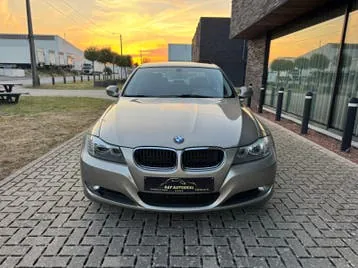 BMW 316D 2011 photo 2