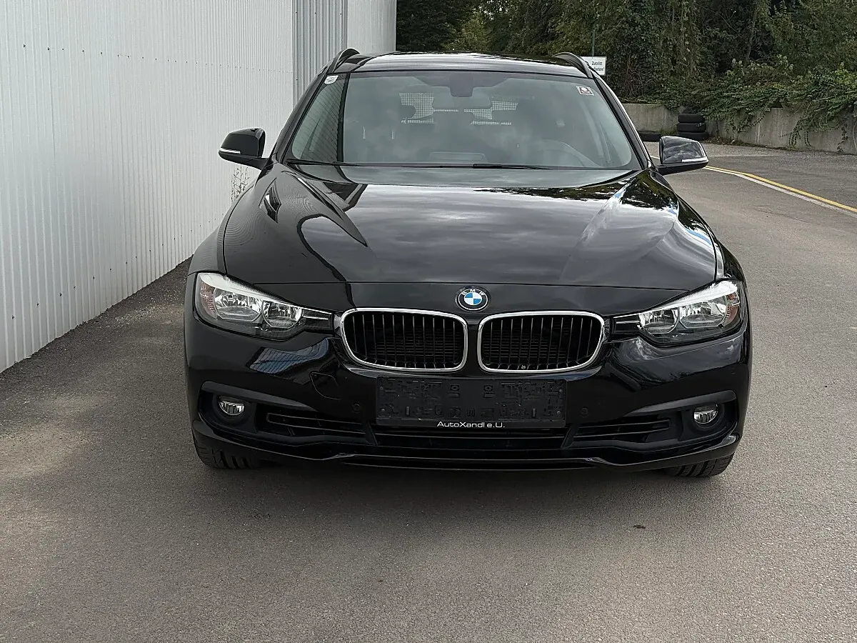 BMW 3 Series 2016 photo 2
