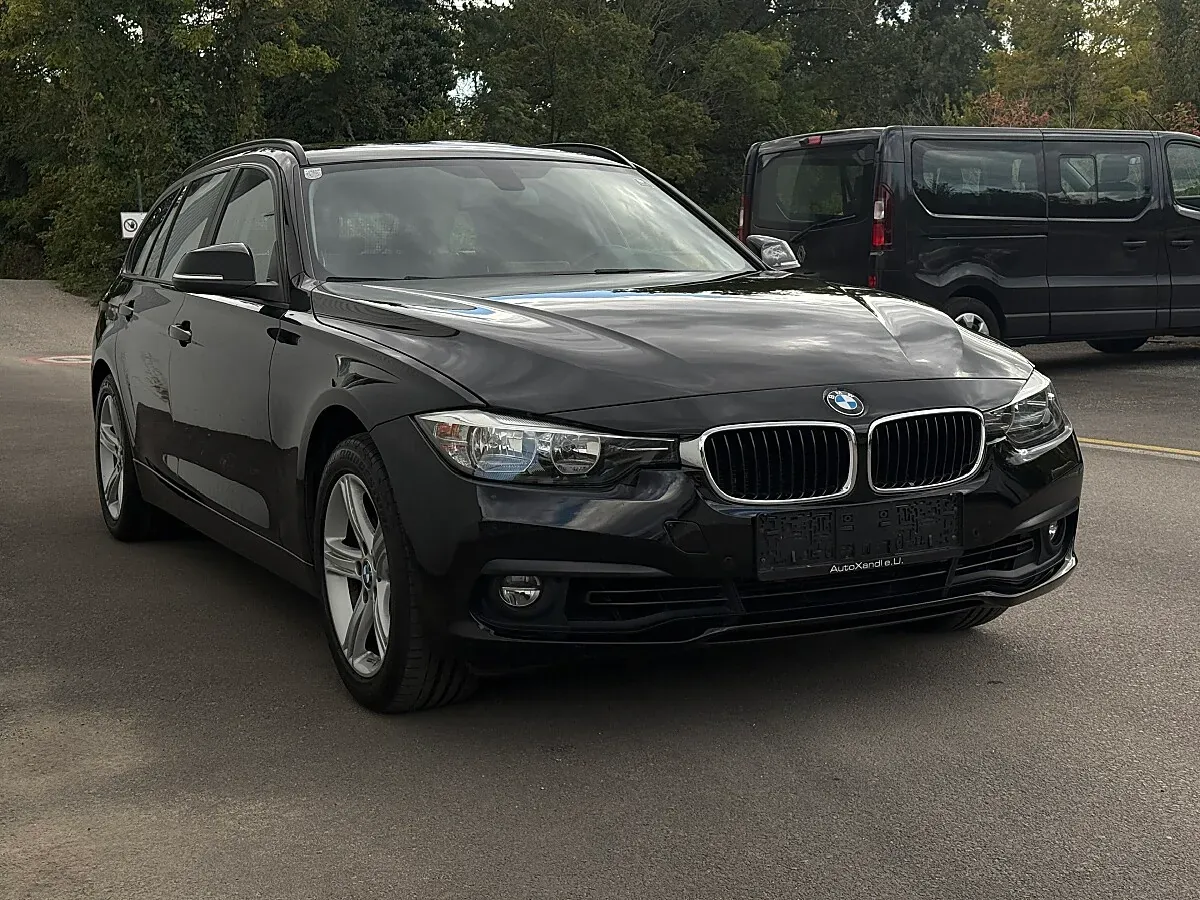 BMW 3 Series 2016 photo 3