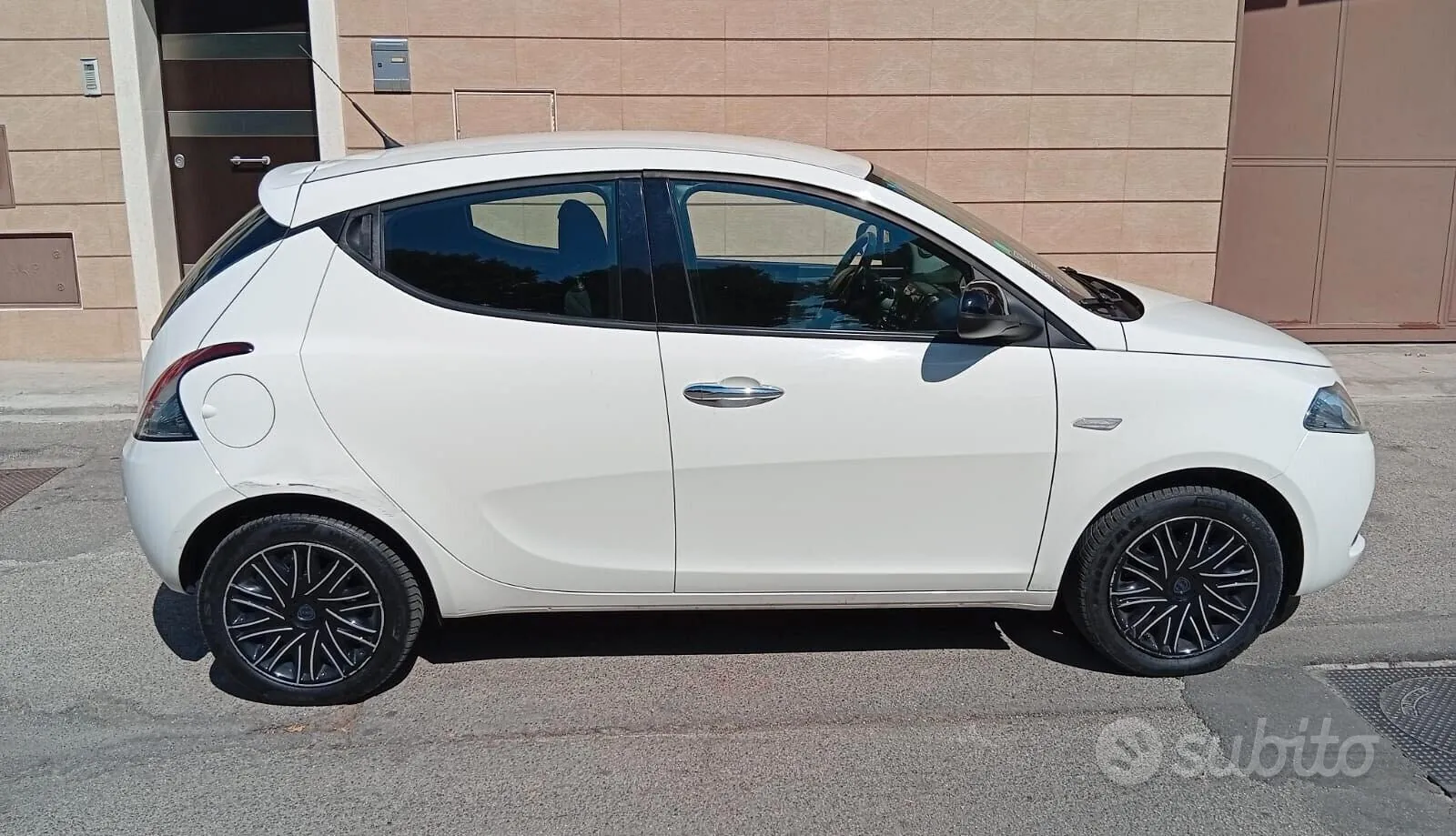 Lancia Ypsilon 2018 photo 4