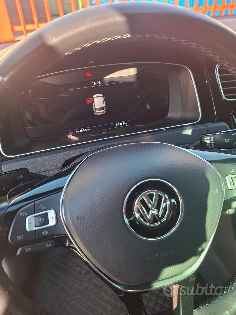 Volkswagen Golf 2019 photo 3