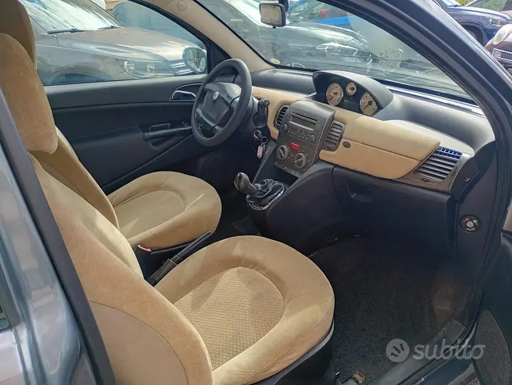 Lancia Ypsilon 2006 photo 5