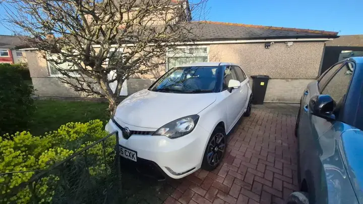 MG Mg3