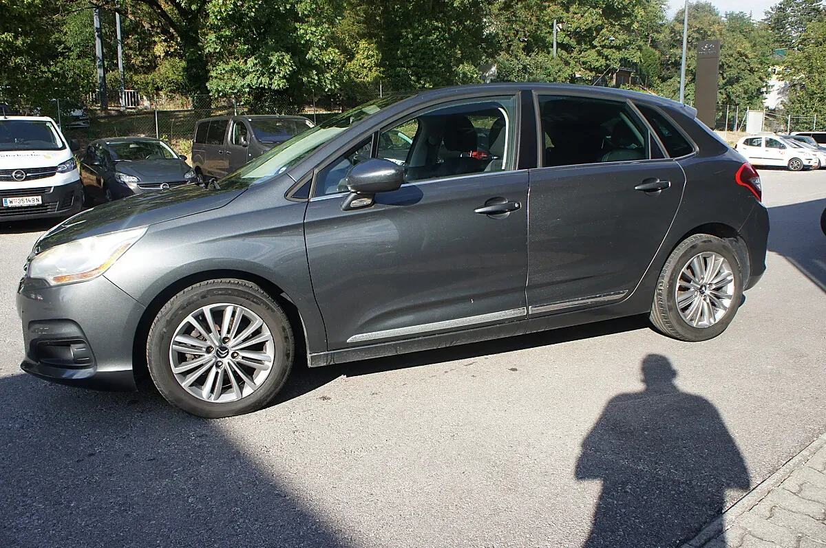 Citroen C4 2011 photo 3