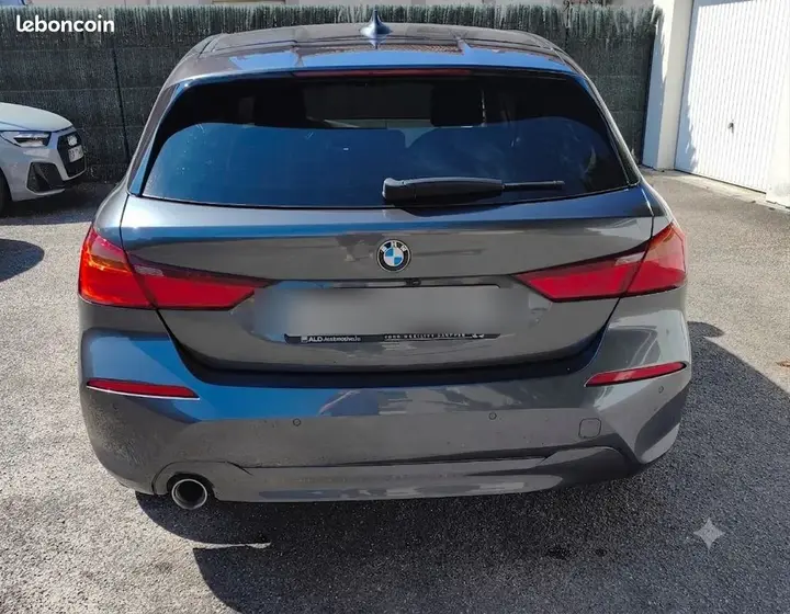 BMW 1 Series 2020 photo 2